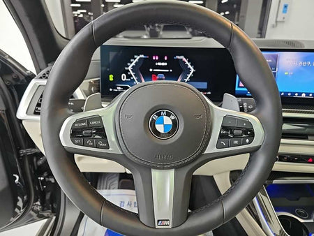 BMW X7 — photo 09