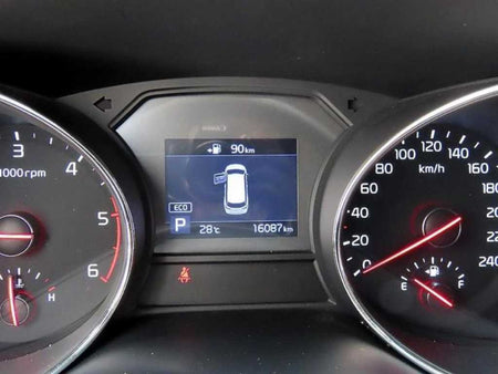Kia Carnival — photo 10