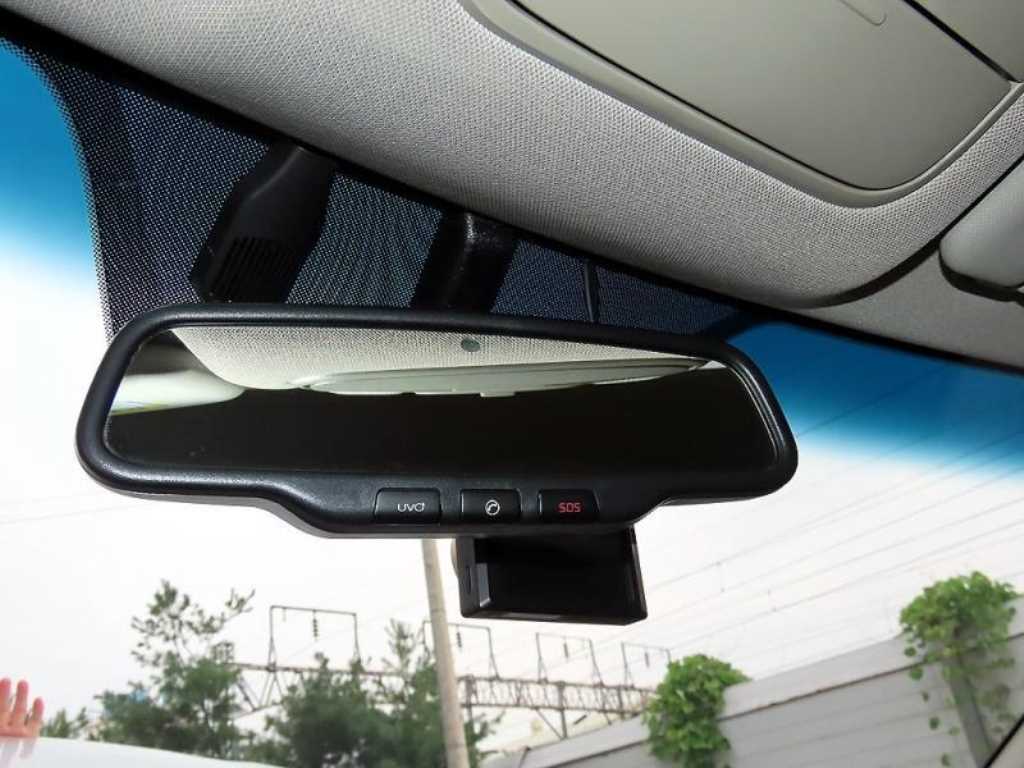 Kia Carnival — photo 17