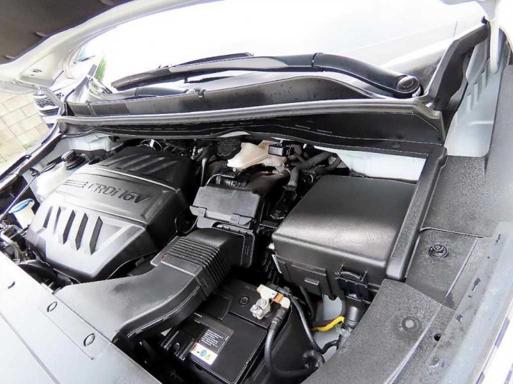 Kia Carnival — photo 19