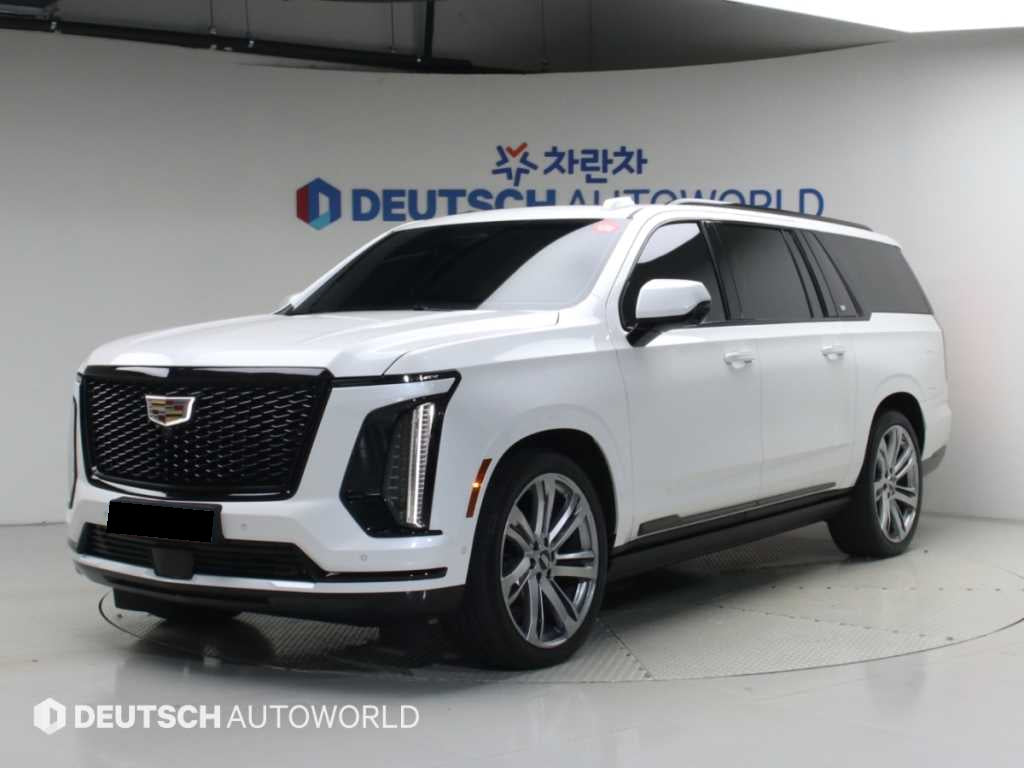Cadillac Escalade — photo 01
