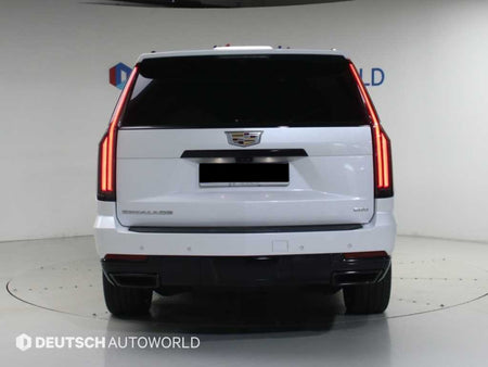 Cadillac Escalade — photo 04