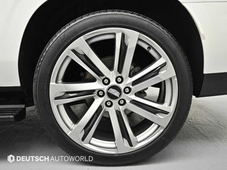 Cadillac Escalade — photo 05