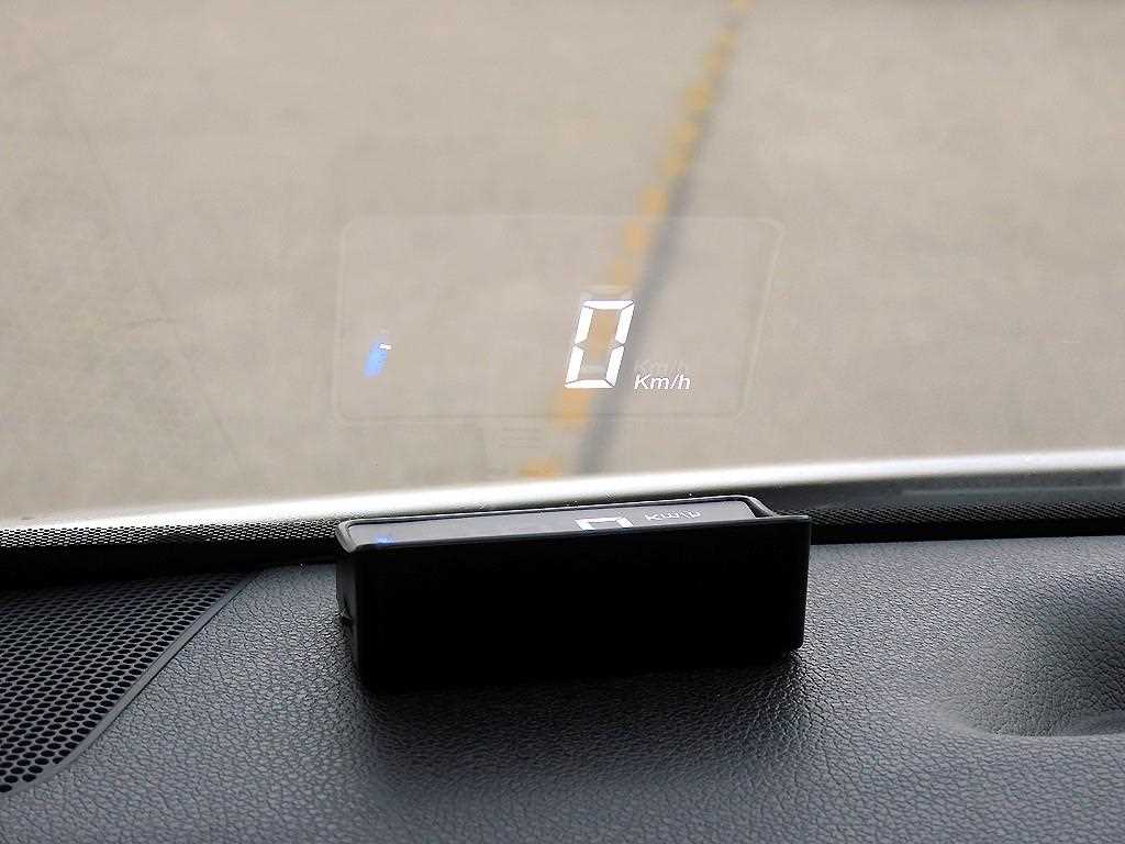 Kia Carnival — photo 10