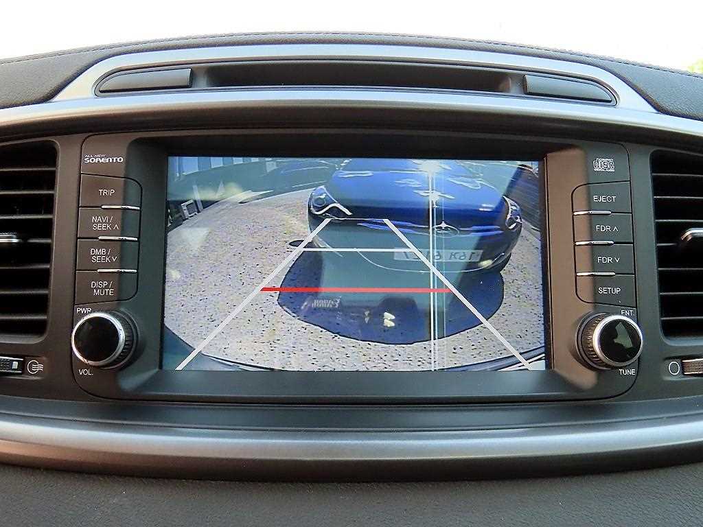 Kia Sorento — photo 14