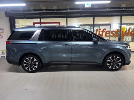 Kia Carnival — photo 03