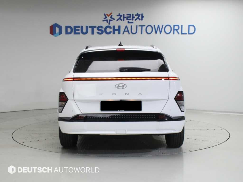Hyundai Kona — photo 04