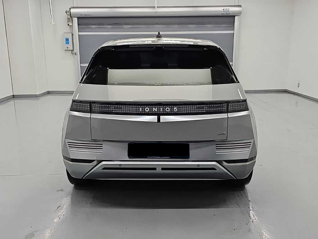 Hyundai Ioniq5 — photo 03
