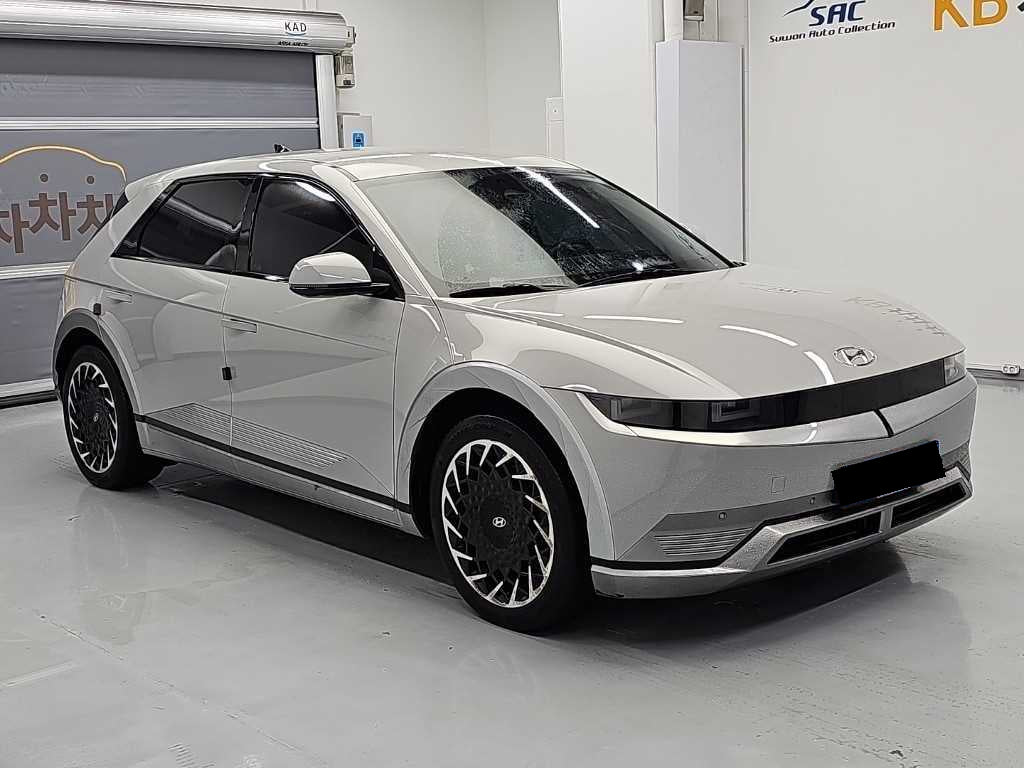 Hyundai Ioniq5 — photo 04