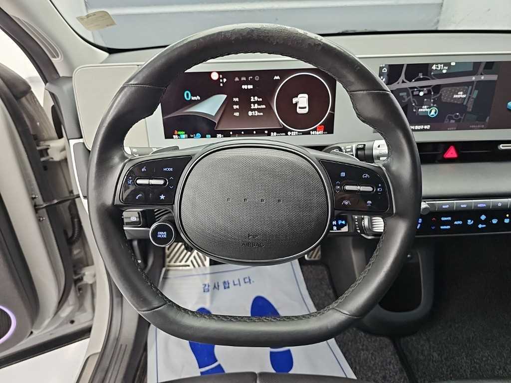 Hyundai Ioniq5 — photo 09