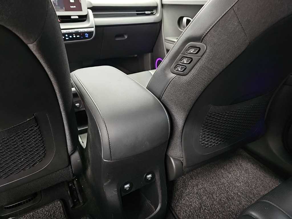 Hyundai Ioniq5 — photo 15