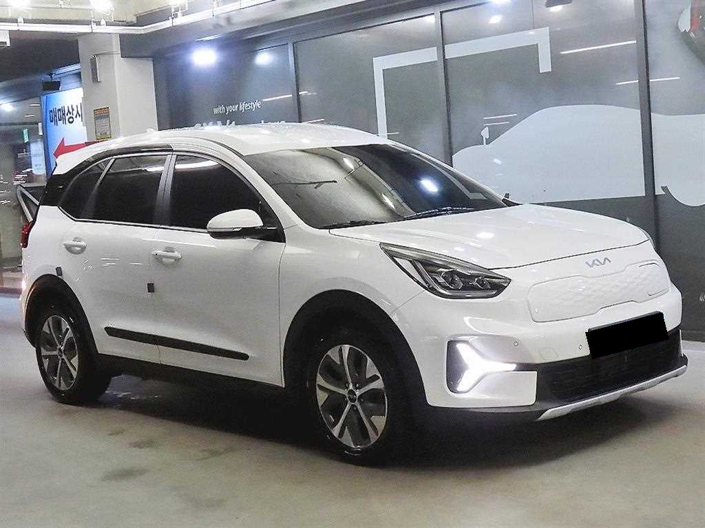 Kia Niro — photo 01