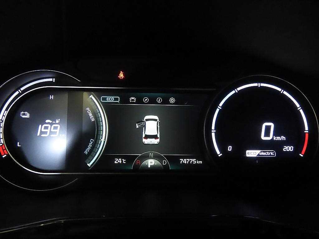 Kia Niro — photo 09