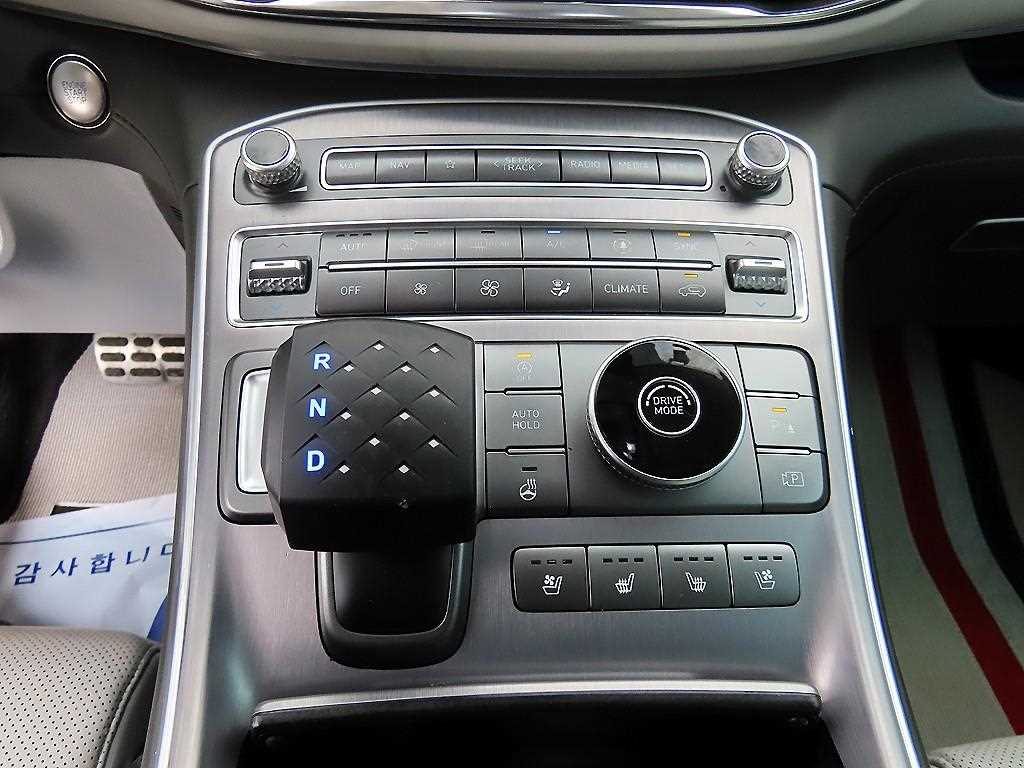 Hyundai Santafe — photo 11