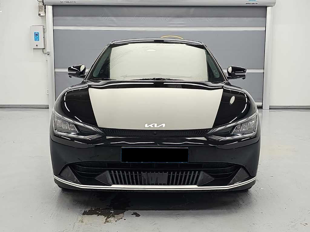 Kia EV6 — photo 02