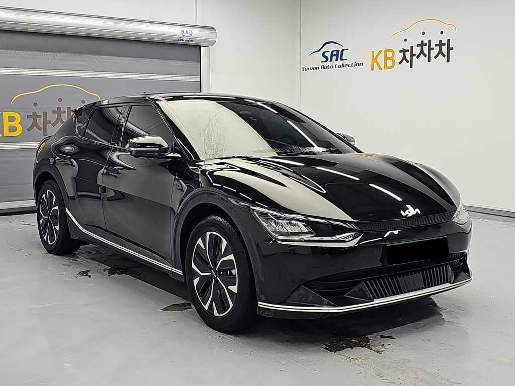 Kia EV6 — photo 04