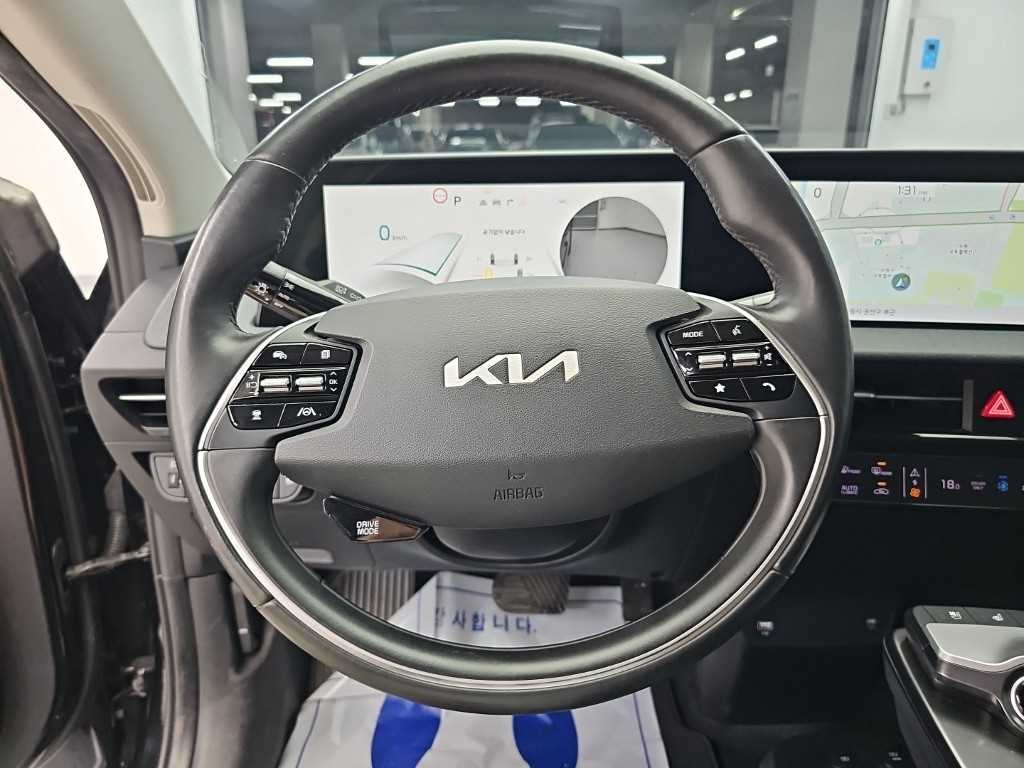 Kia EV6 — photo 09