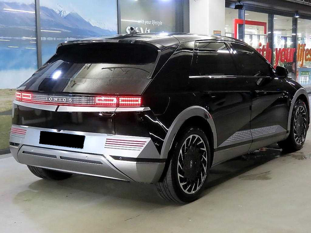 Hyundai Ioniq5 — photo 04