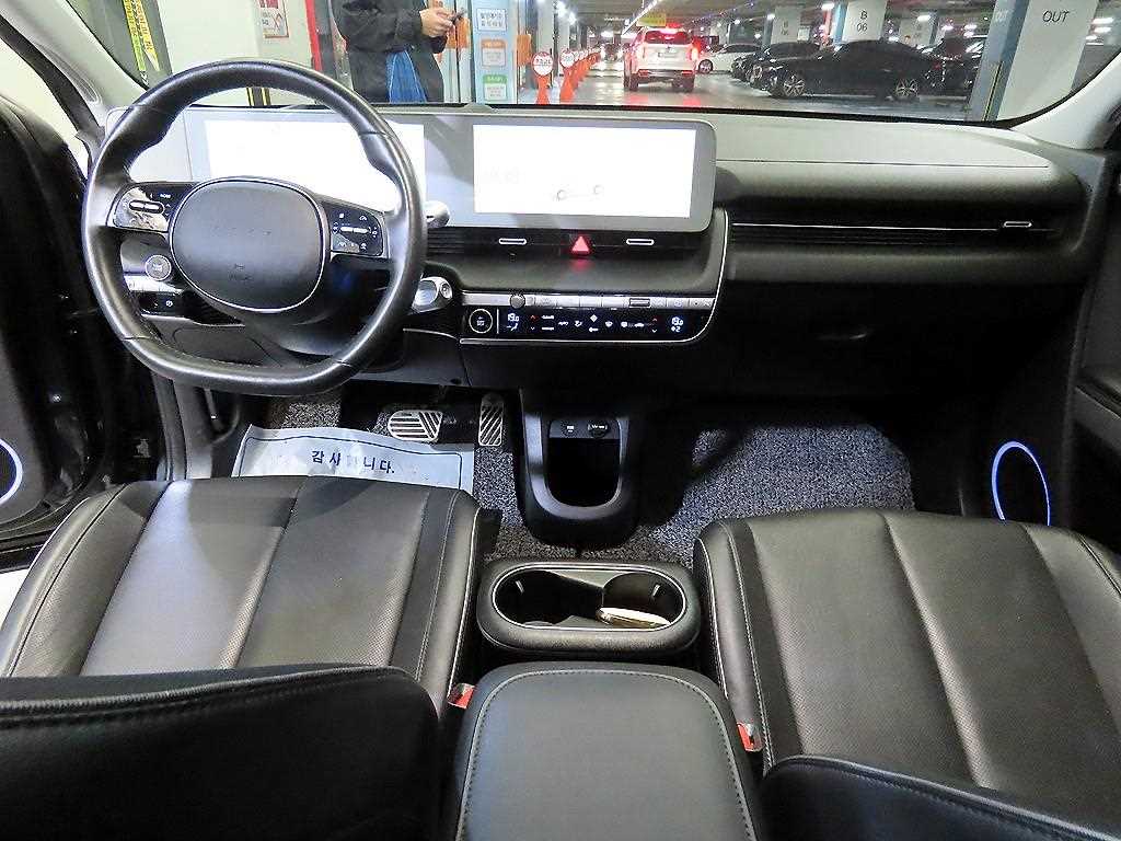 Hyundai Ioniq5 — photo 10