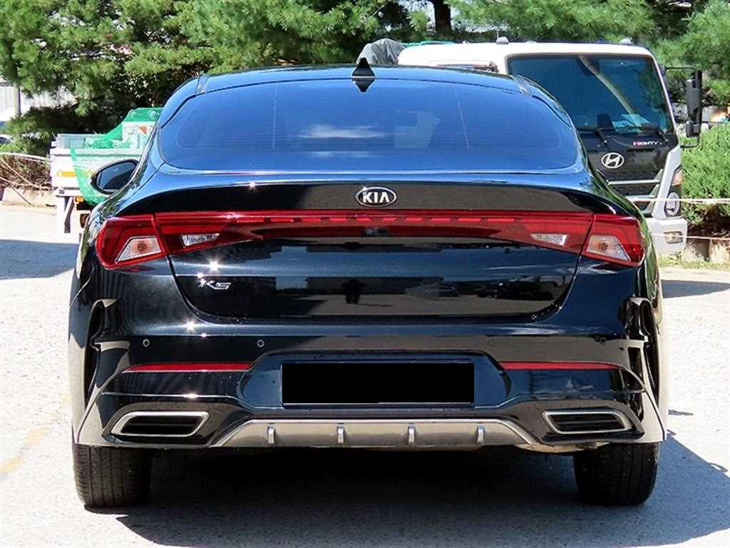 Kia K5 — photo 04