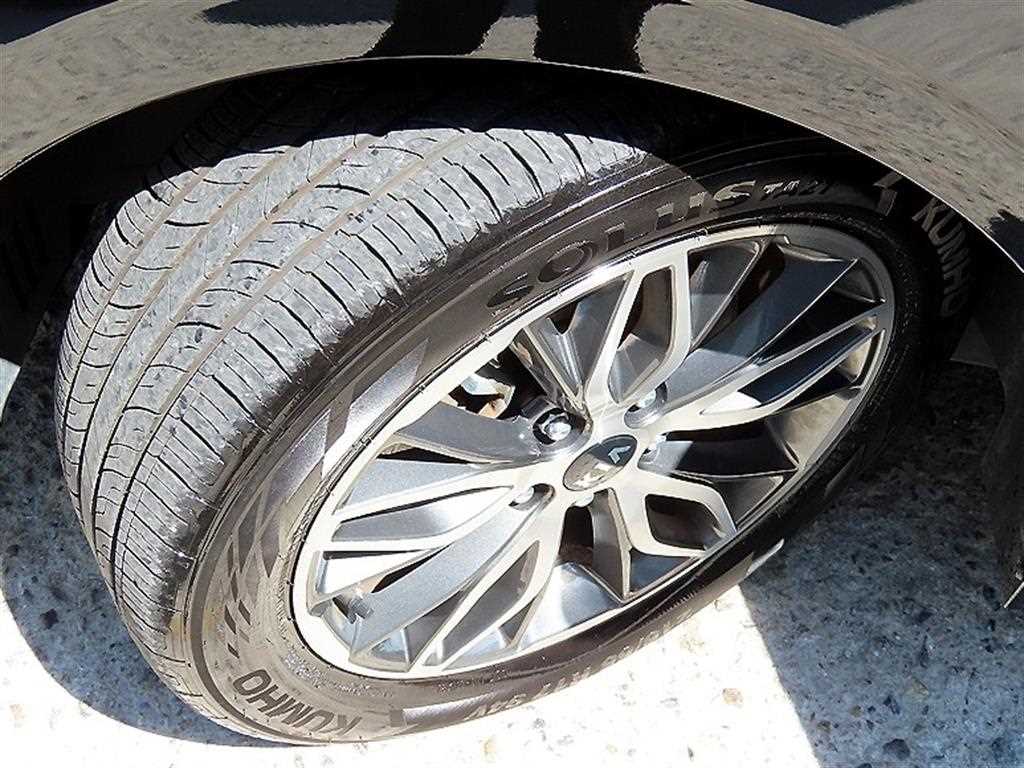 Kia K5 — photo 20