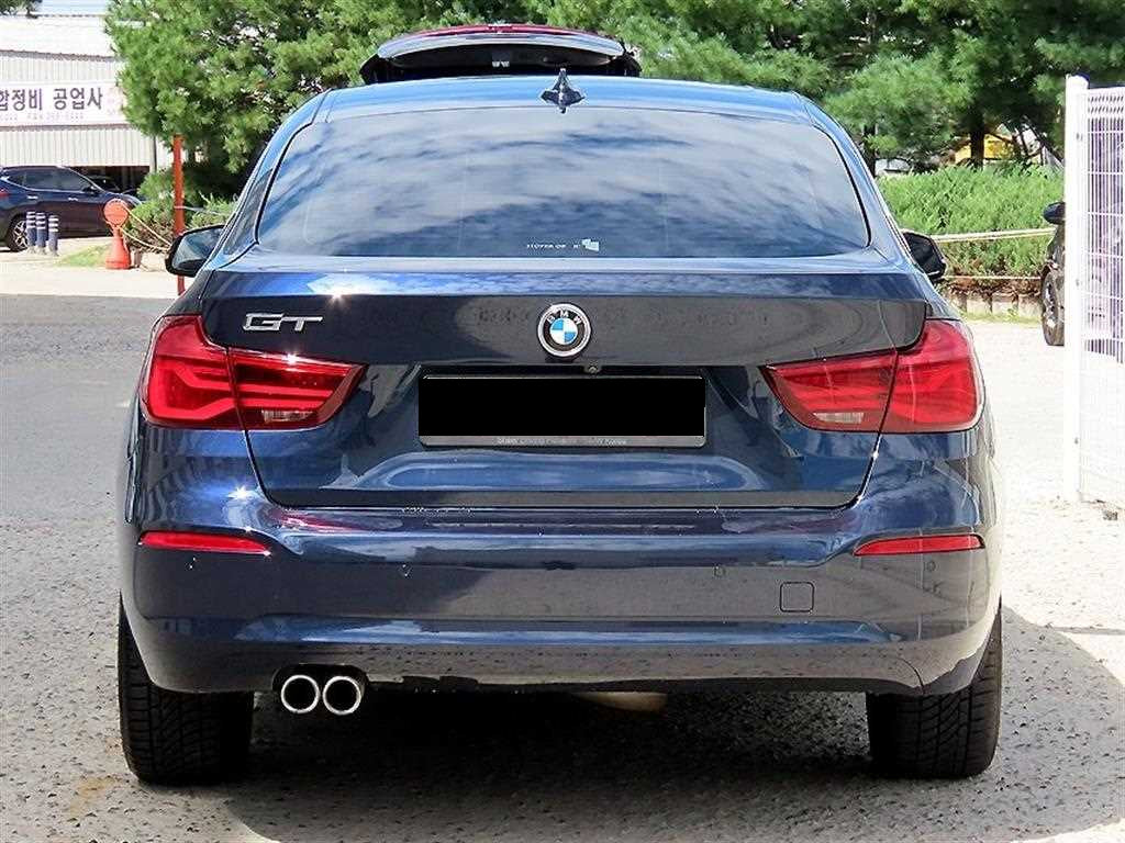 BMW Gran Turismo — photo 03