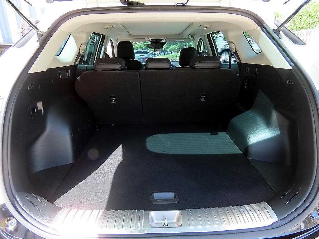 Kia Sportage — photo 17