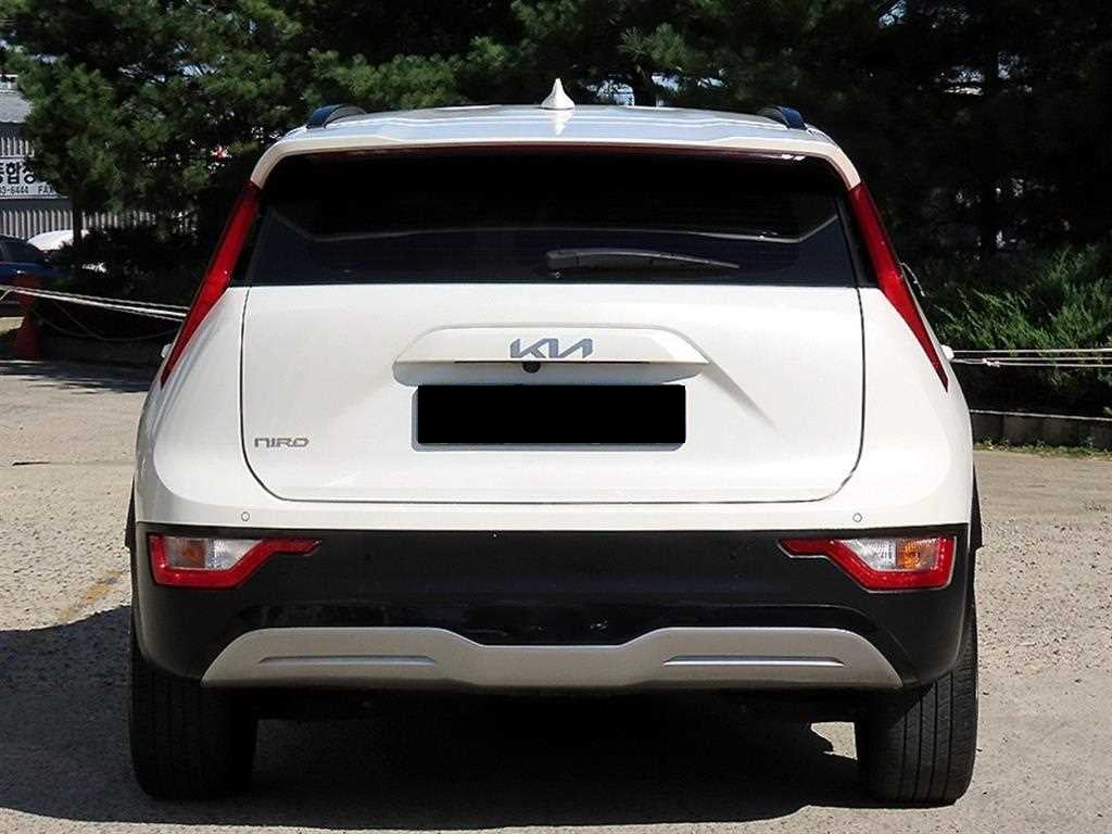 Kia Niro — photo 04