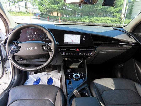 Kia Niro — photo 07