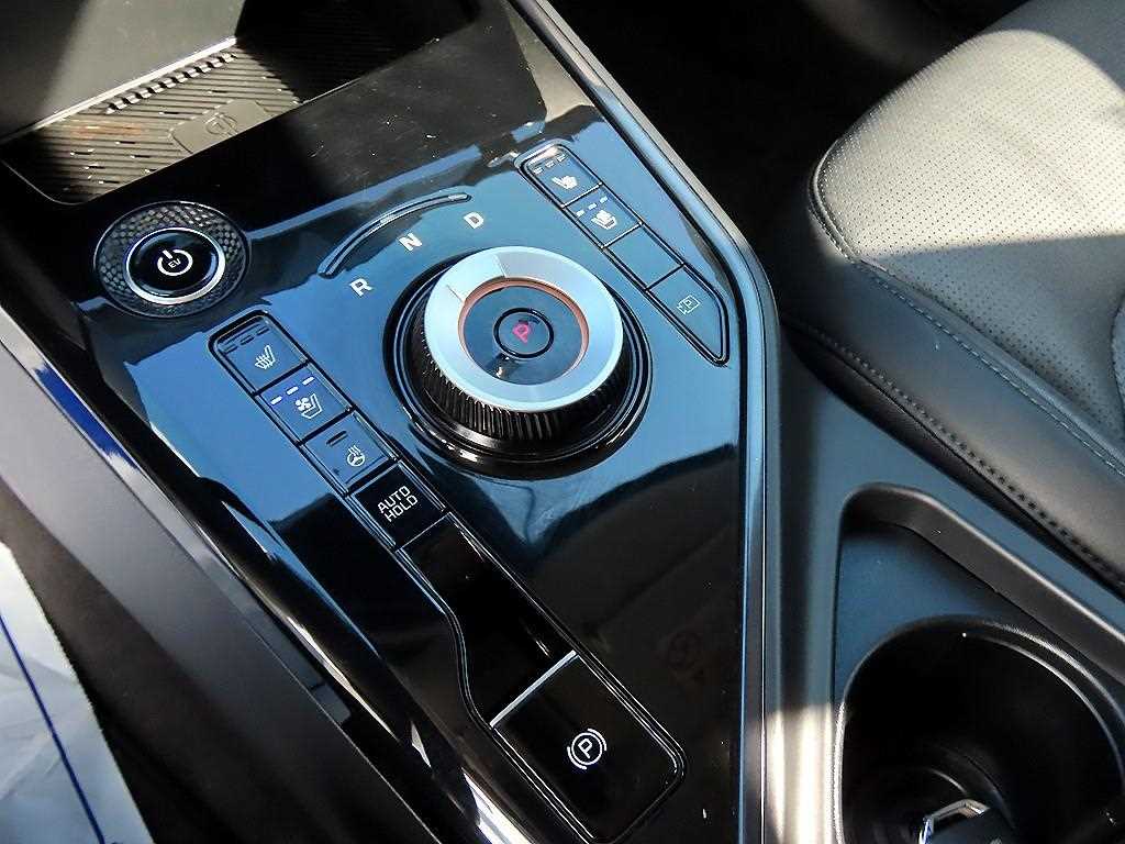Kia Niro — photo 10