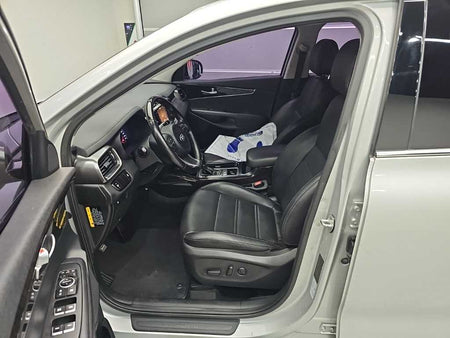 Kia Sorento — photo 11