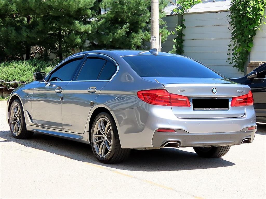 BMW 5-Series — photo 03