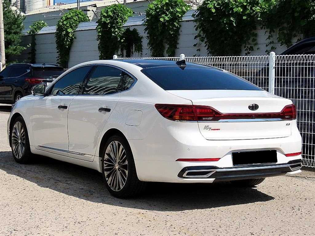 Kia K7 — photo 03
