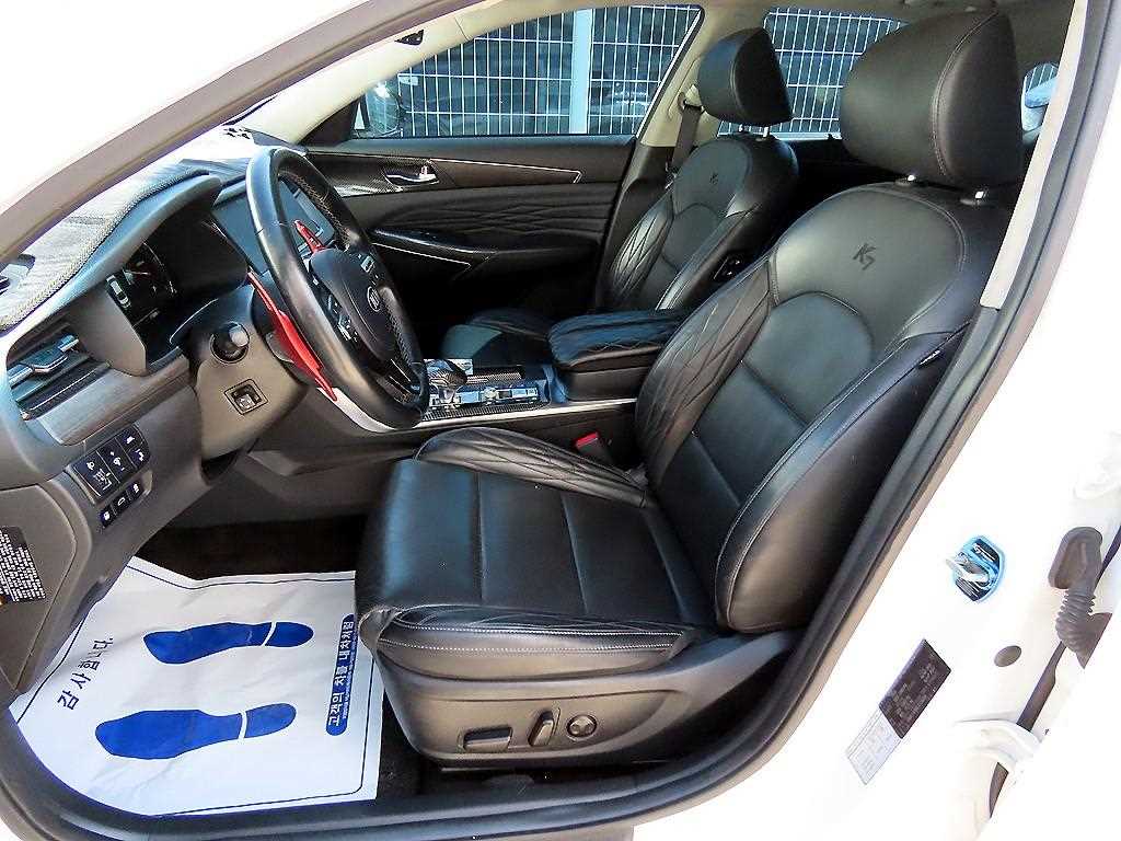Kia K7 — photo 05