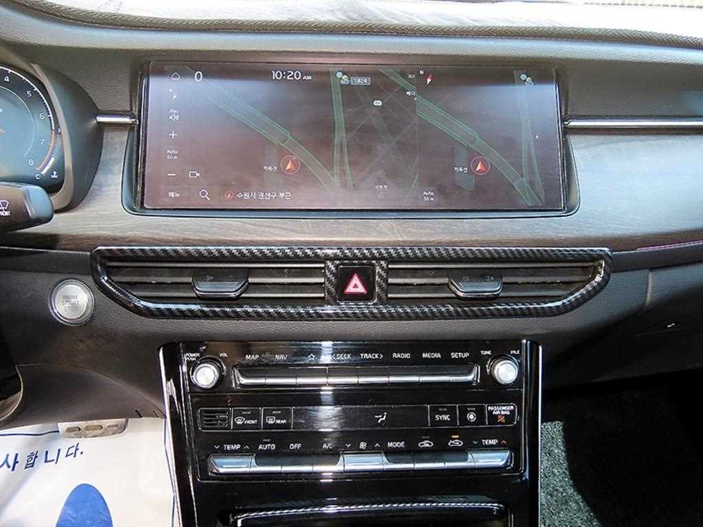 Kia K7 — photo 13