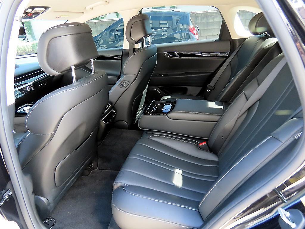 Genesis G80 — photo 06