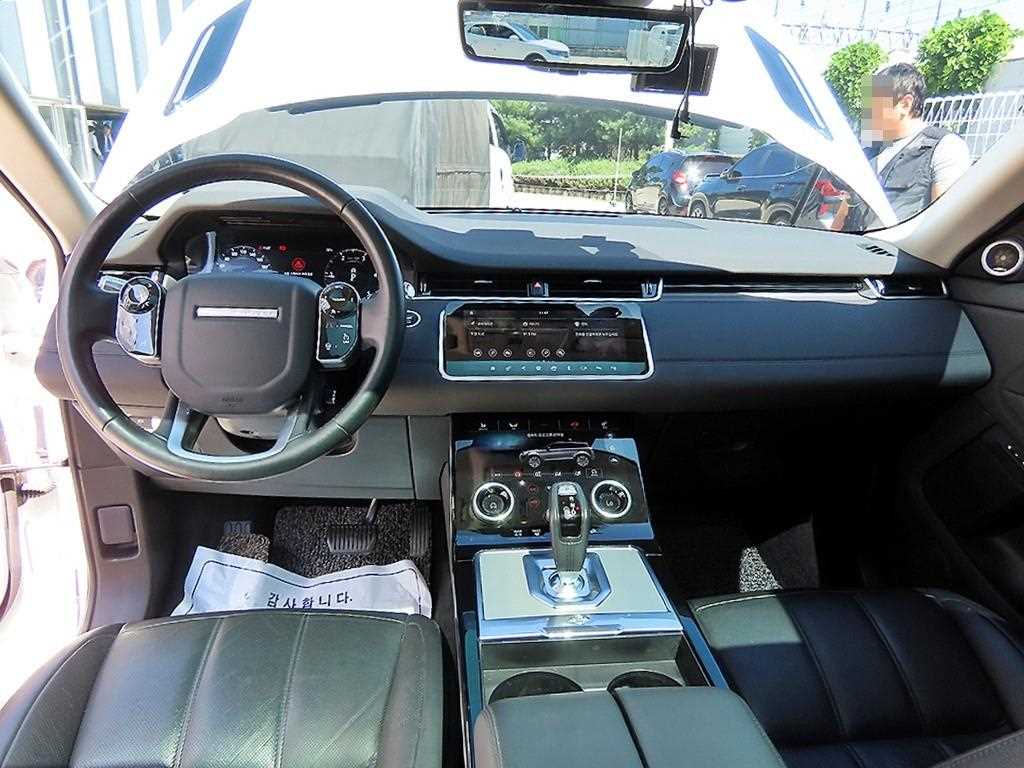 Land Rover Range Rover Evoque — photo 07