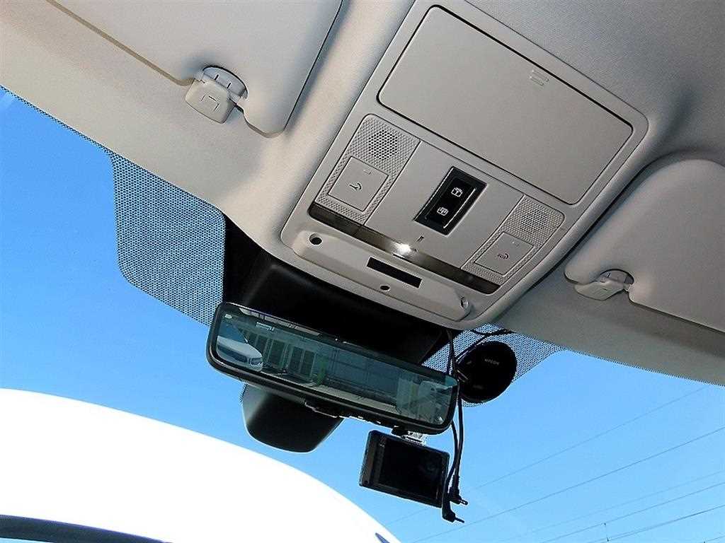 Land Rover Range Rover Evoque — photo 14