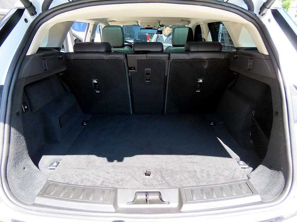 Land Rover Range Rover Evoque — photo 18