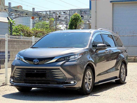 Toyota Sienna — photo 02