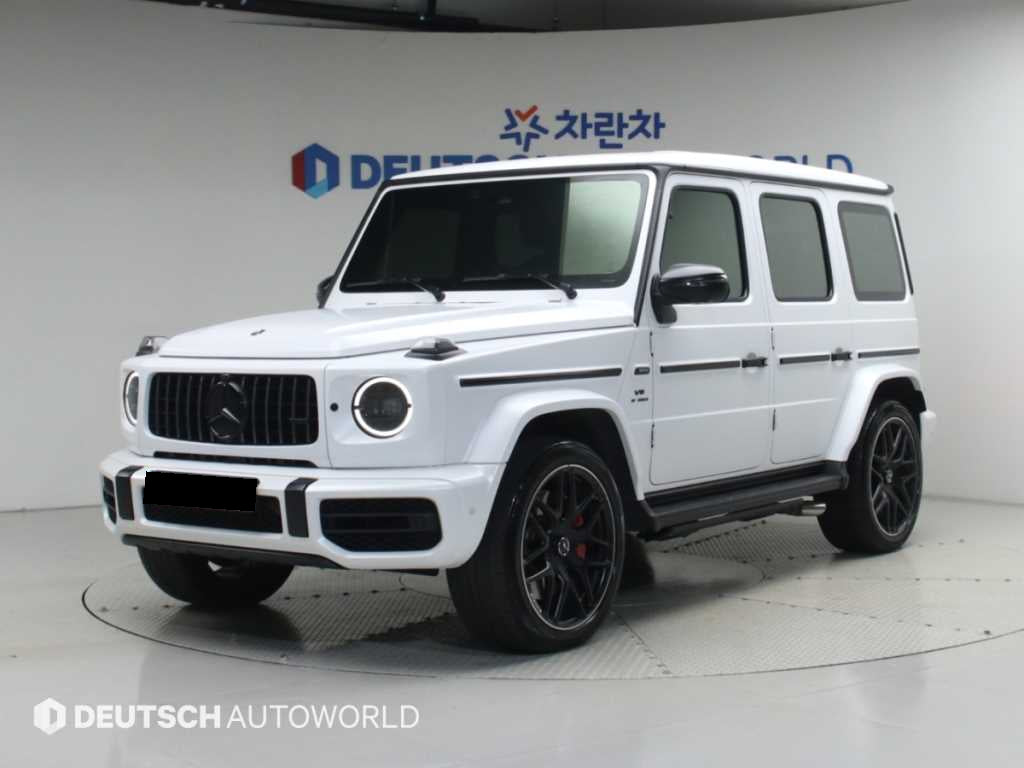Mercedes-Benz G-Class — photo 01