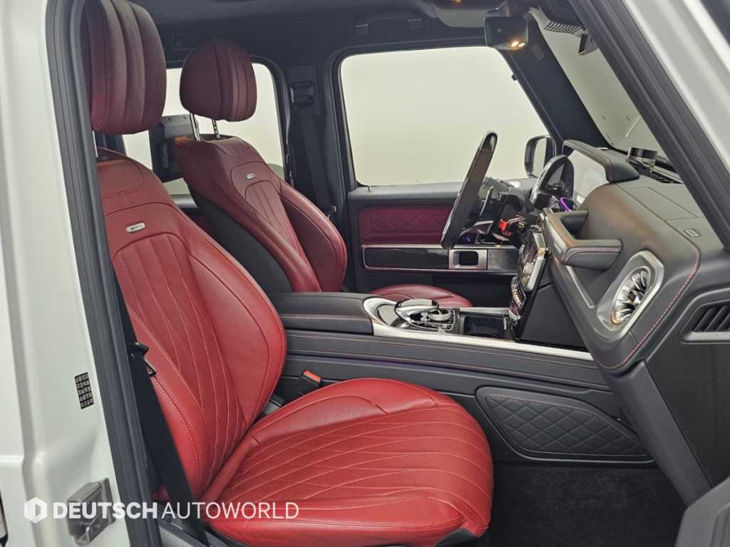 Mercedes-Benz G-Class — photo 10
