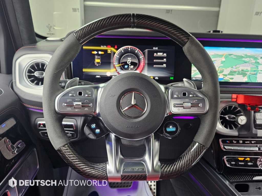 Mercedes-Benz G-Class — photo 13