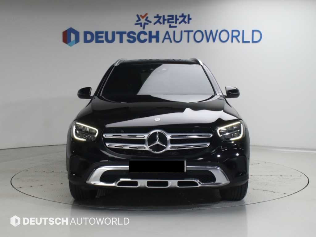 Mercedes-Benz GLC-Class — photo 03