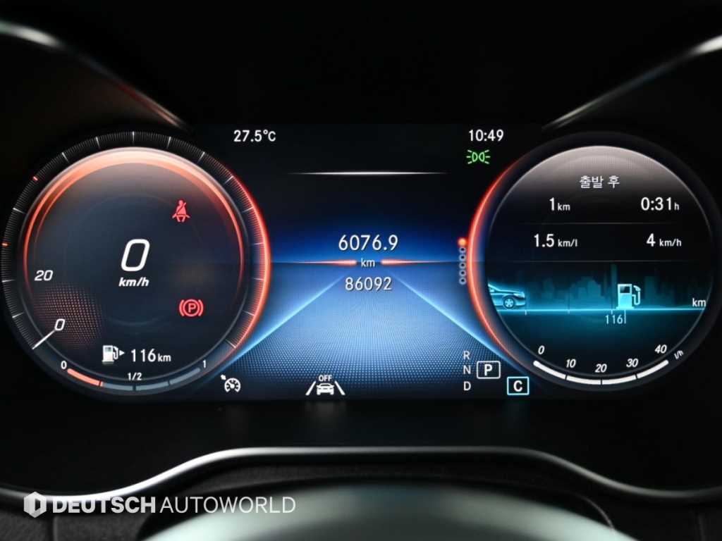 Mercedes-Benz GLC-Class — photo 08