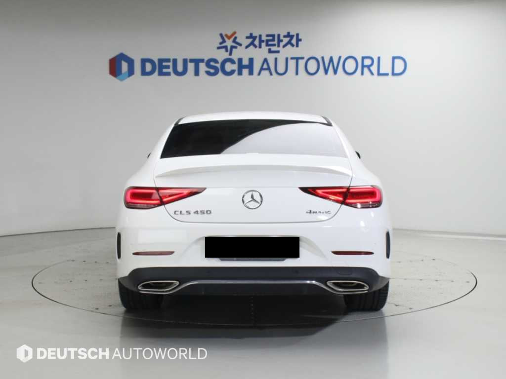Mercedes-Benz CLS-Class — photo 04