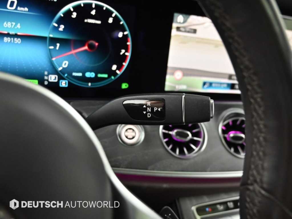 Mercedes-Benz CLS-Class — photo 09