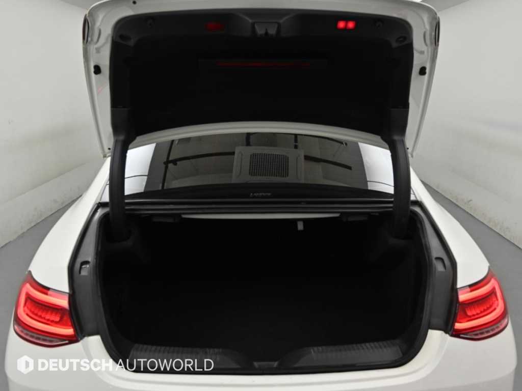 Mercedes-Benz CLS-Class — photo 19