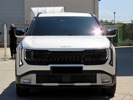 Kia Seltos — photo 01