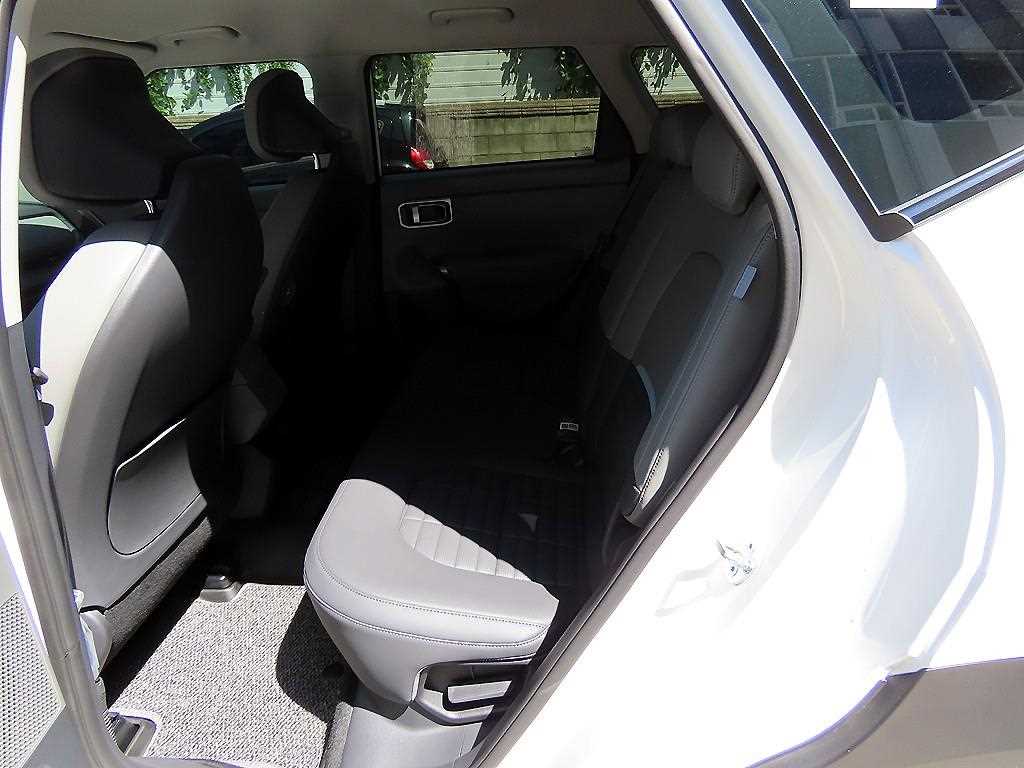Kia Seltos — photo 06